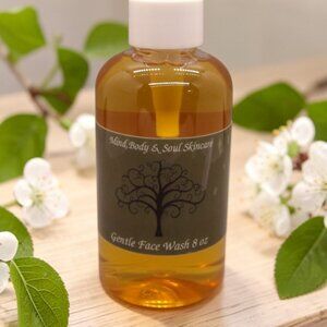 Gentle Face Wash - Natural Daily Cleanser for All Skin Types